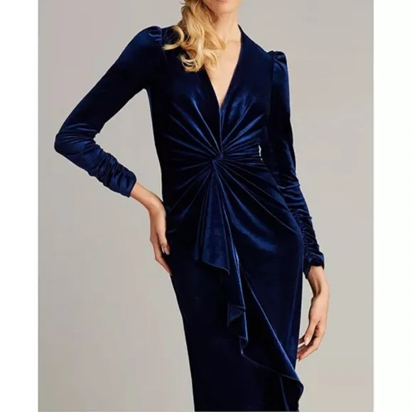 NWOT Tadashi Shoji Navy Blue Bevan Velvet Waterfall Drape Gown Sz S